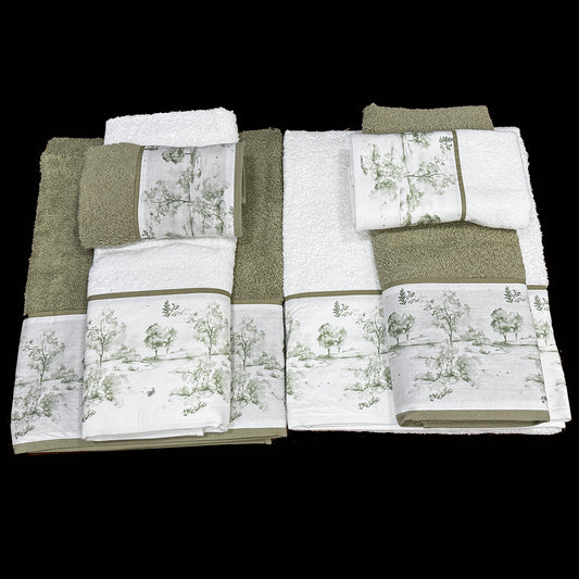 Juego de toallas doble, diseño Toile Jouy bosque combinando colores verde y blanco.